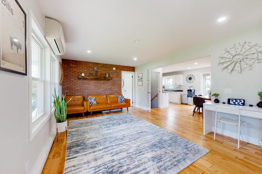 Photo of Livingroom in Penn Yan