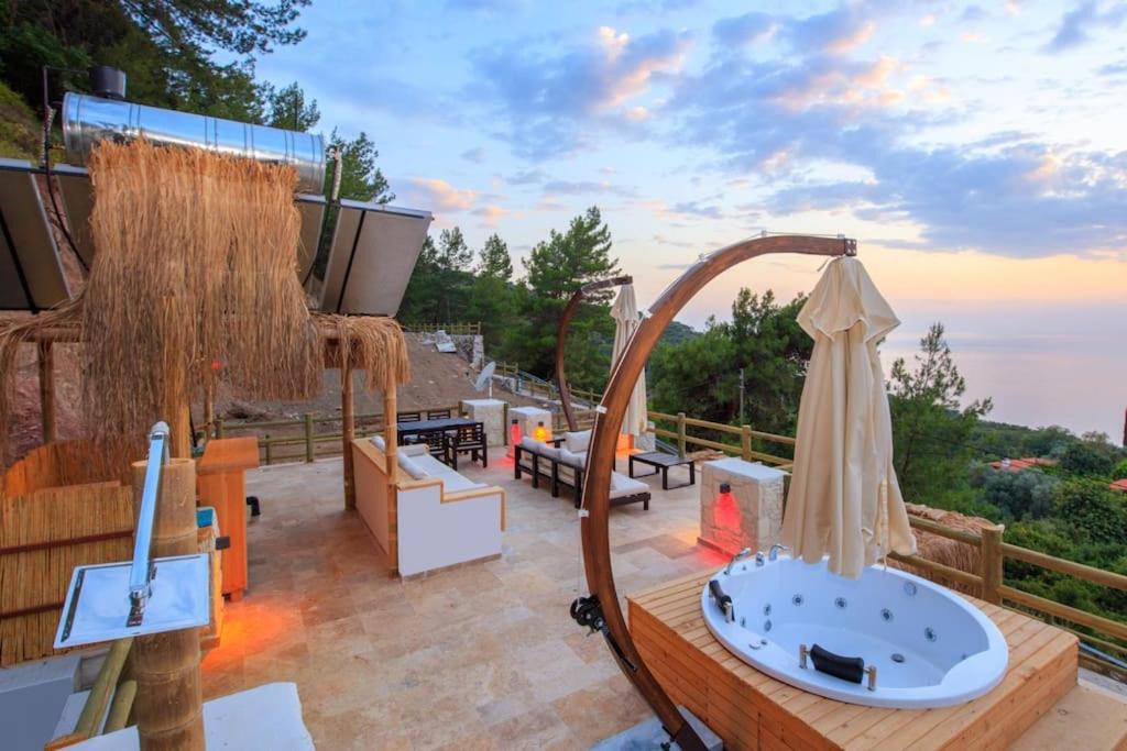Photo of Patio Balcony in Faralya