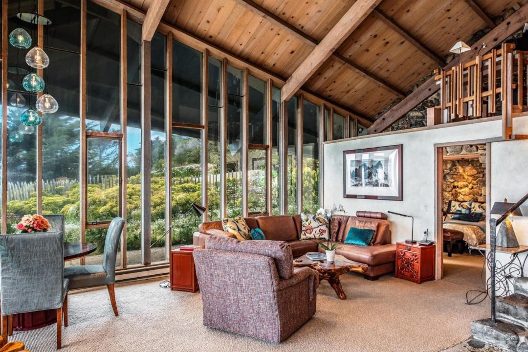 Photo of Livingroom in Carmel Riviera