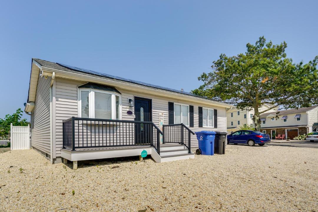 Photo of Buildings in Beach Haven West
