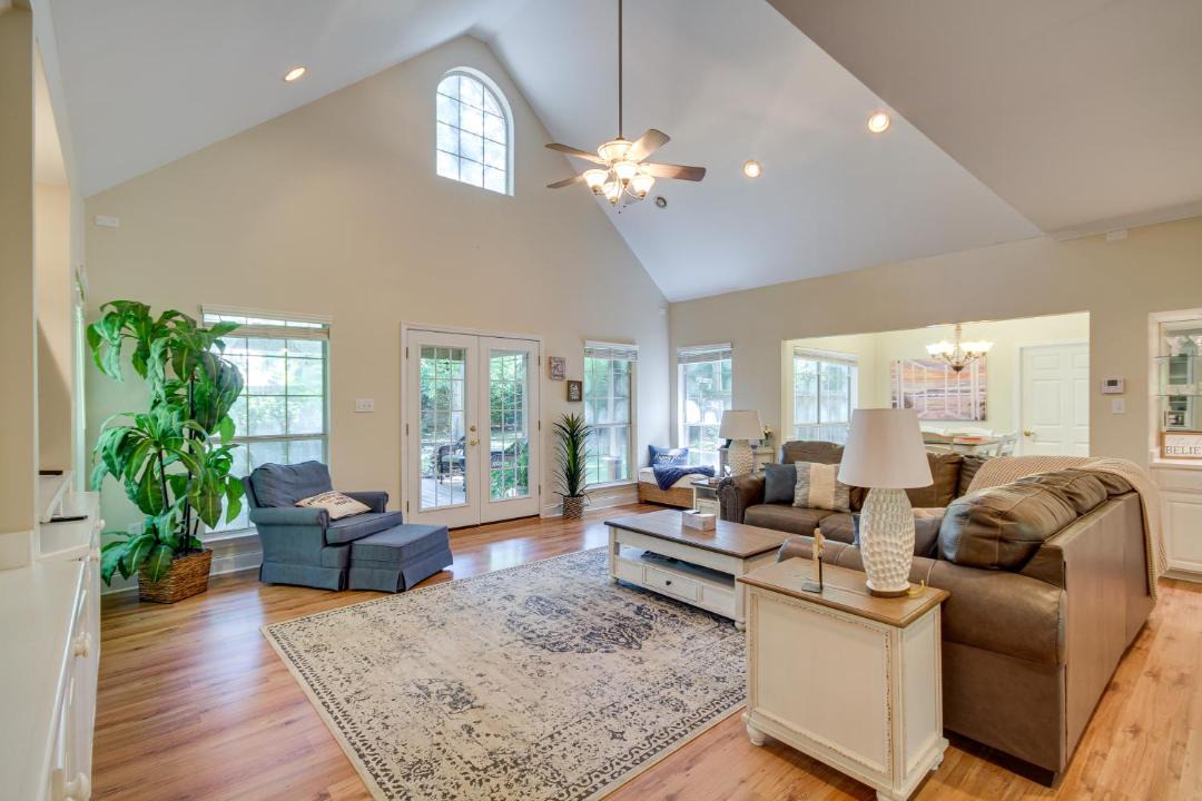 Photo of Livingroom in Diamondhead