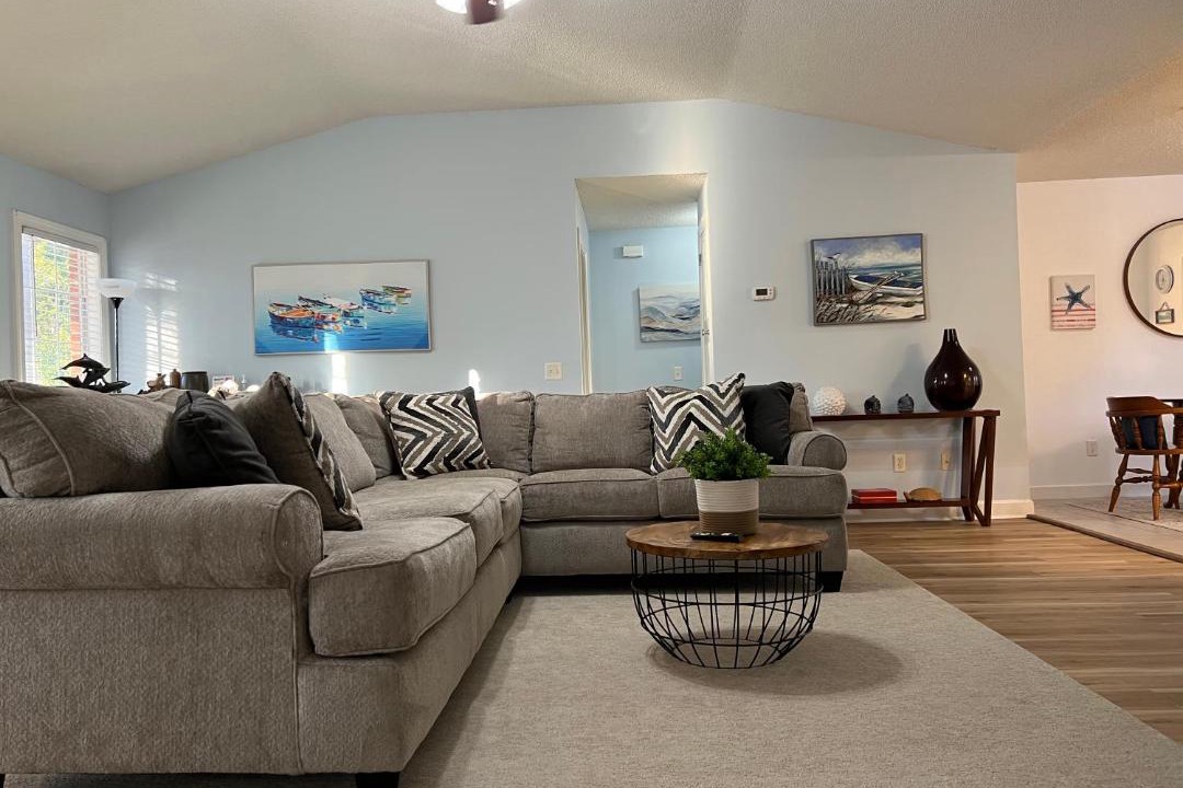 Photo of Livingroom in Florida Panhandle