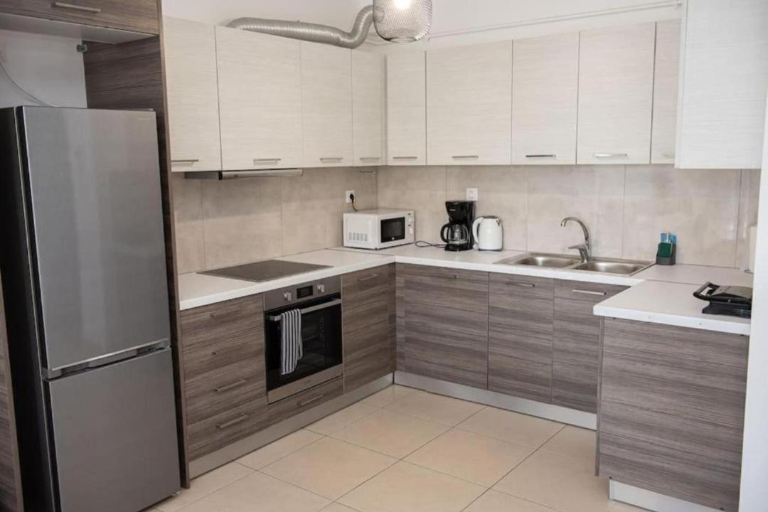 Photo of Kitchen in Keratsini-Drapetsona