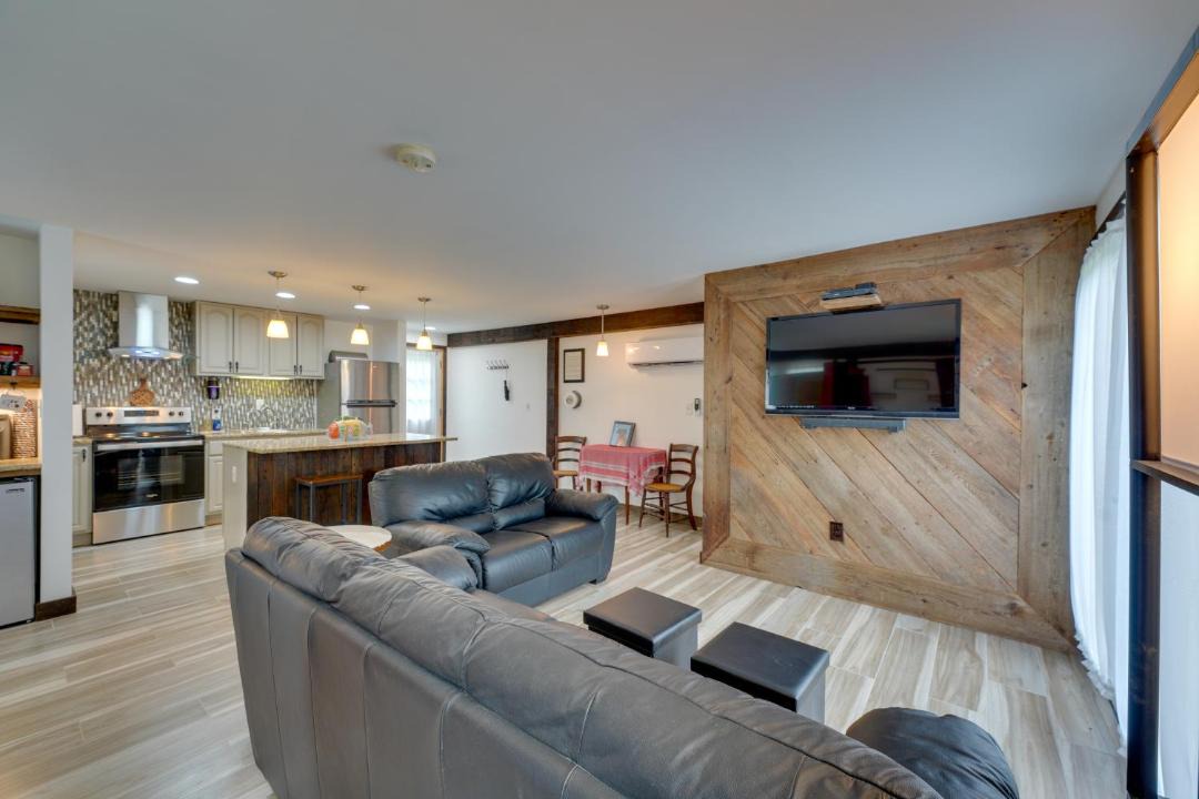 Photo of Livingroom in Black Creek