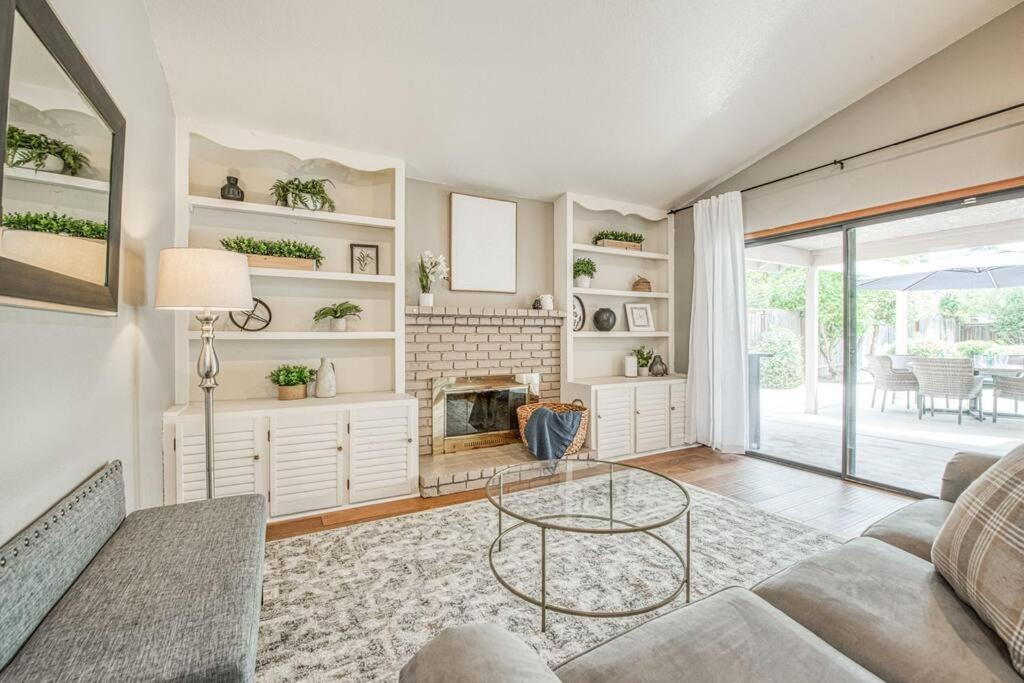 Photo of Livingroom in Raisin