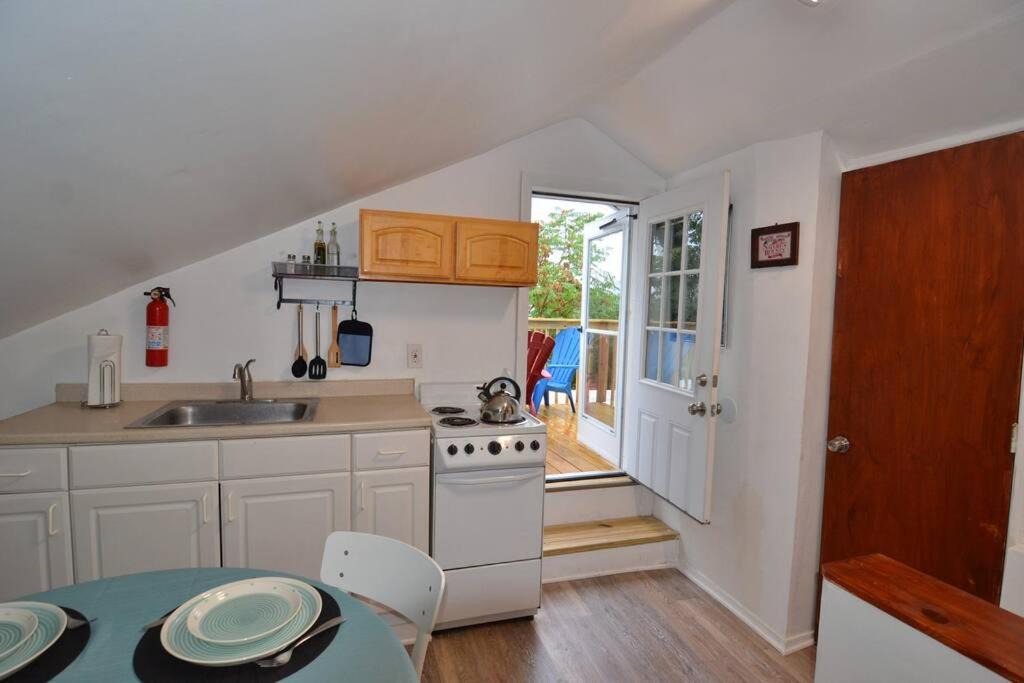 Photo of Kitchen in Communipaw