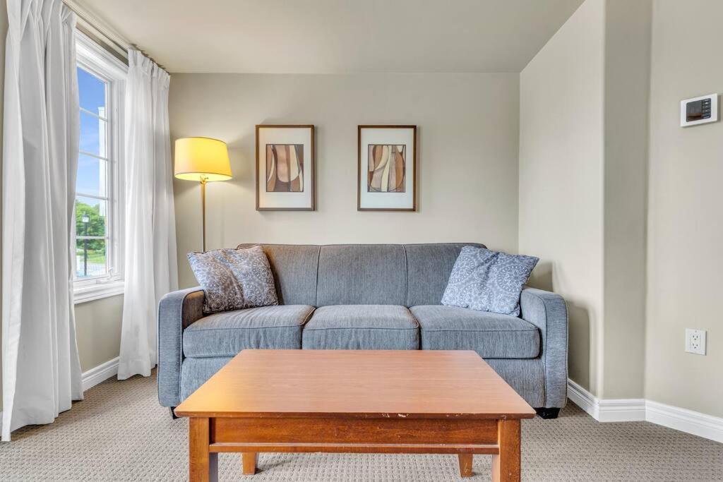 Photo of Livingroom in Oro-Medonte