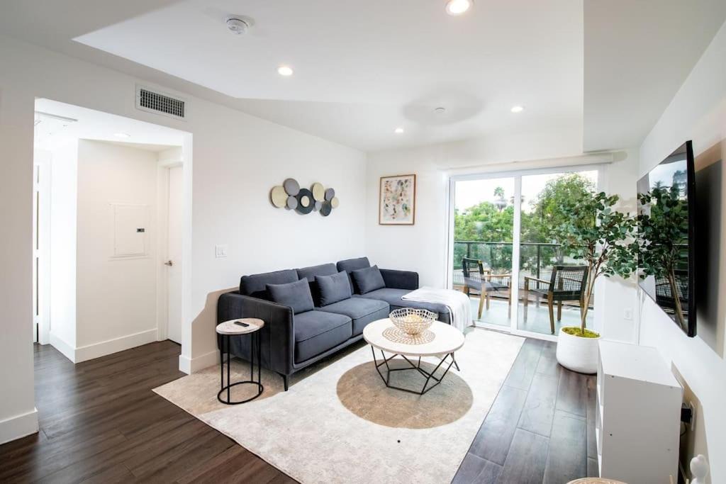 Photo of Livingroom in Hollywood