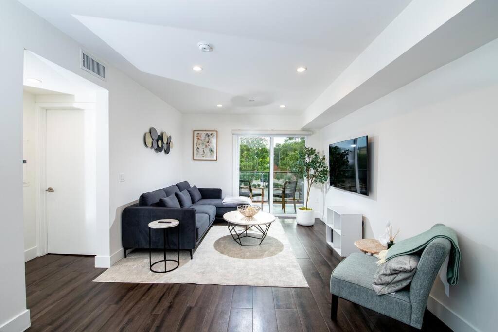 Photo of Livingroom in Hollywood