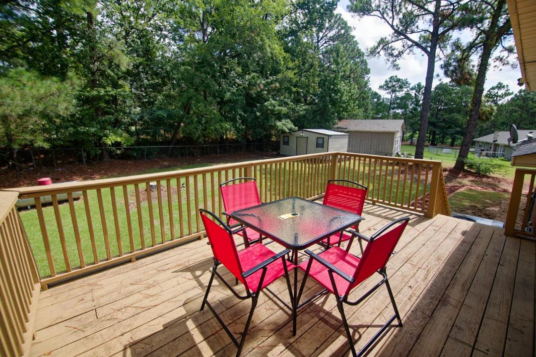 Photo of Patio Balcony in Pine Forest