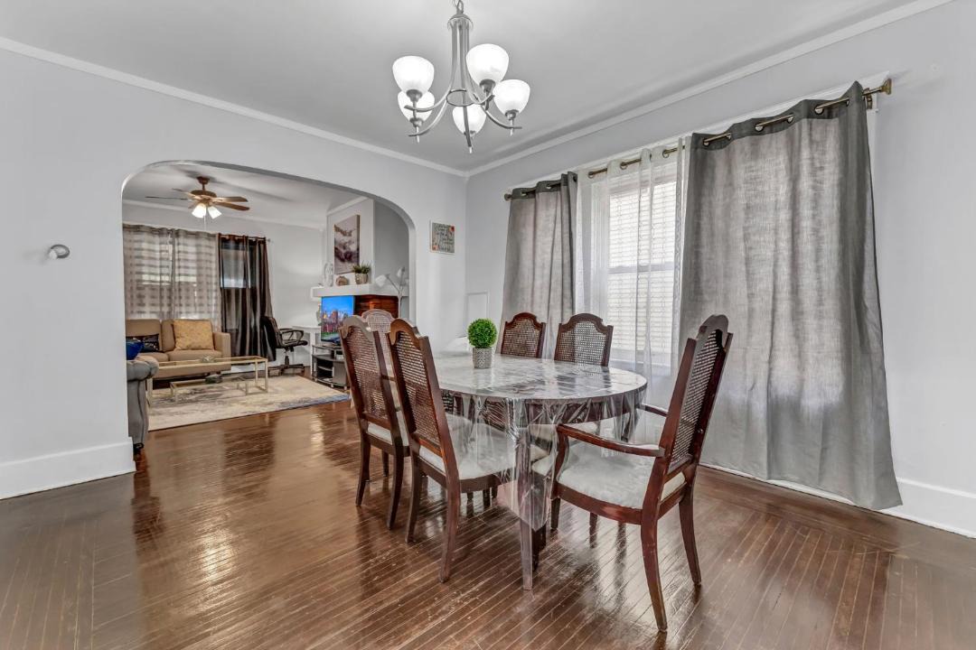 Photo of Livingroom in North Buffalo