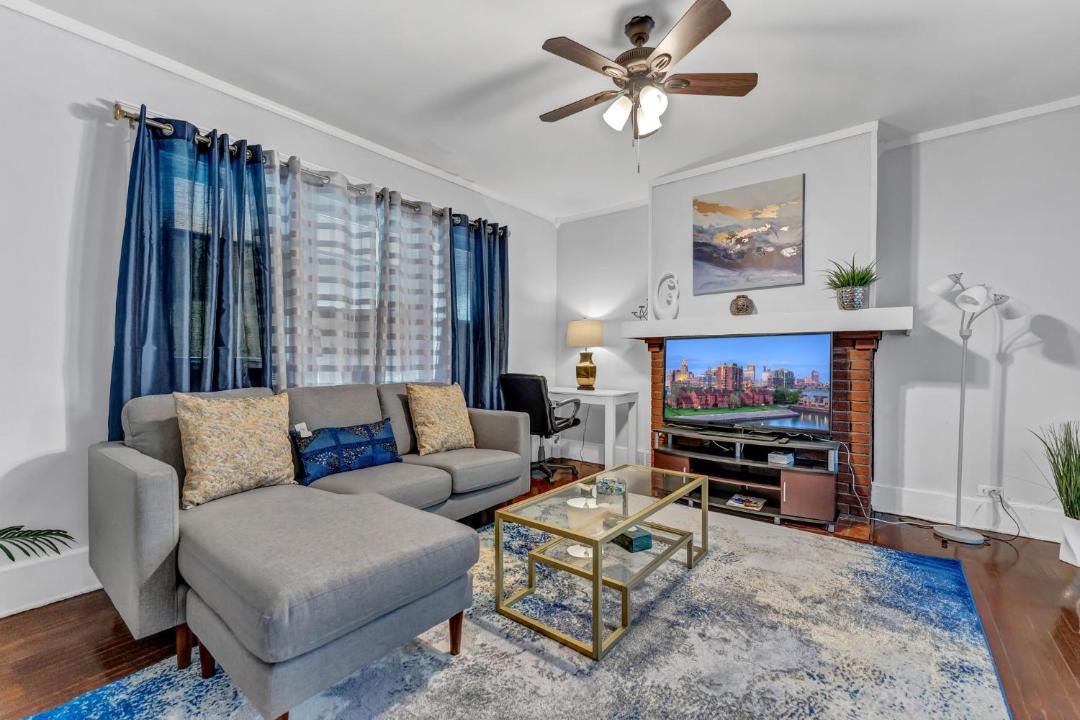 Photo of Livingroom in North Buffalo