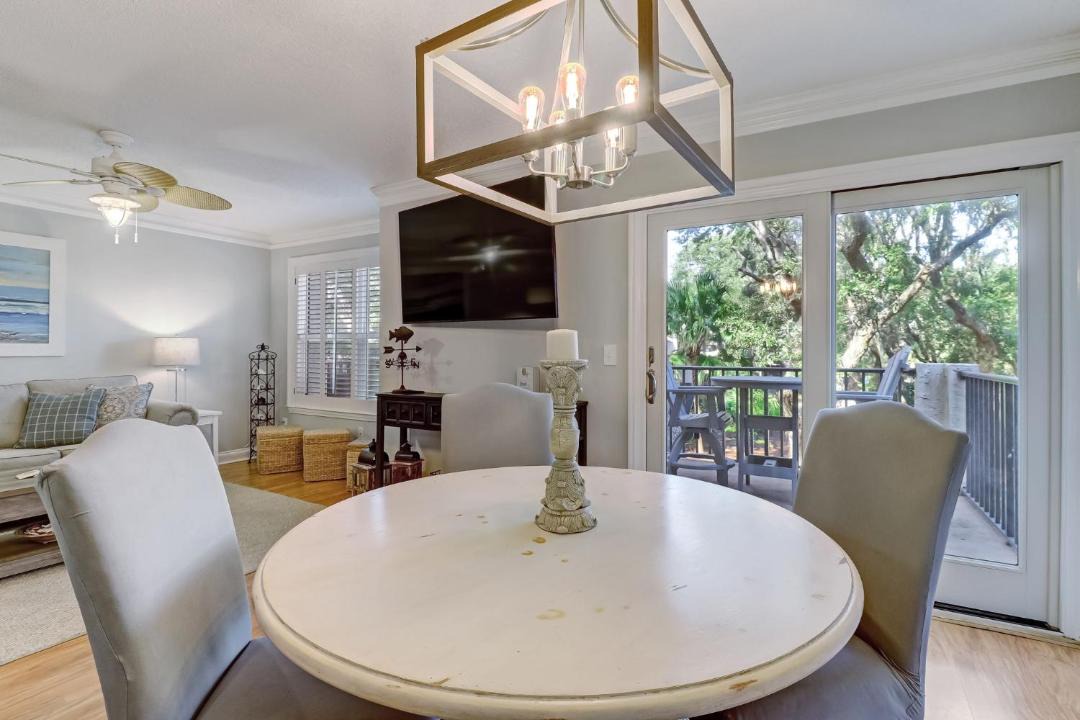 Photo of Livingroom in Amelia City