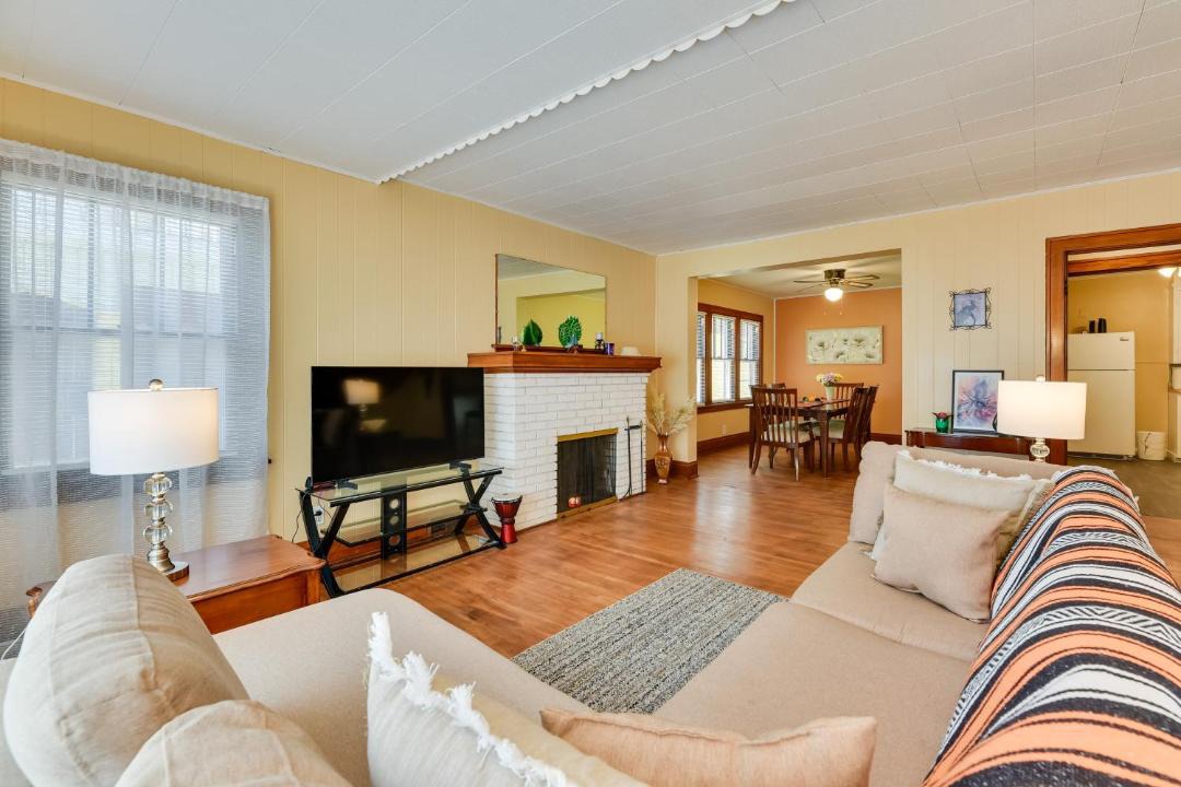 Photo of Livingroom in Buffalo