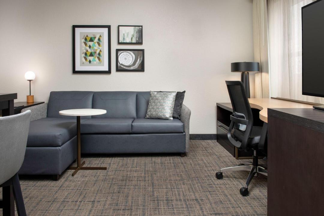Photo of Livingroom in Hoover