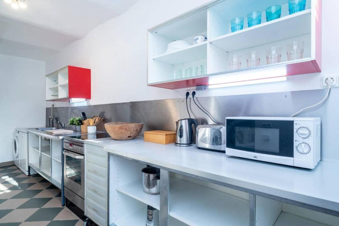 Photo of Kitchen in 15th District