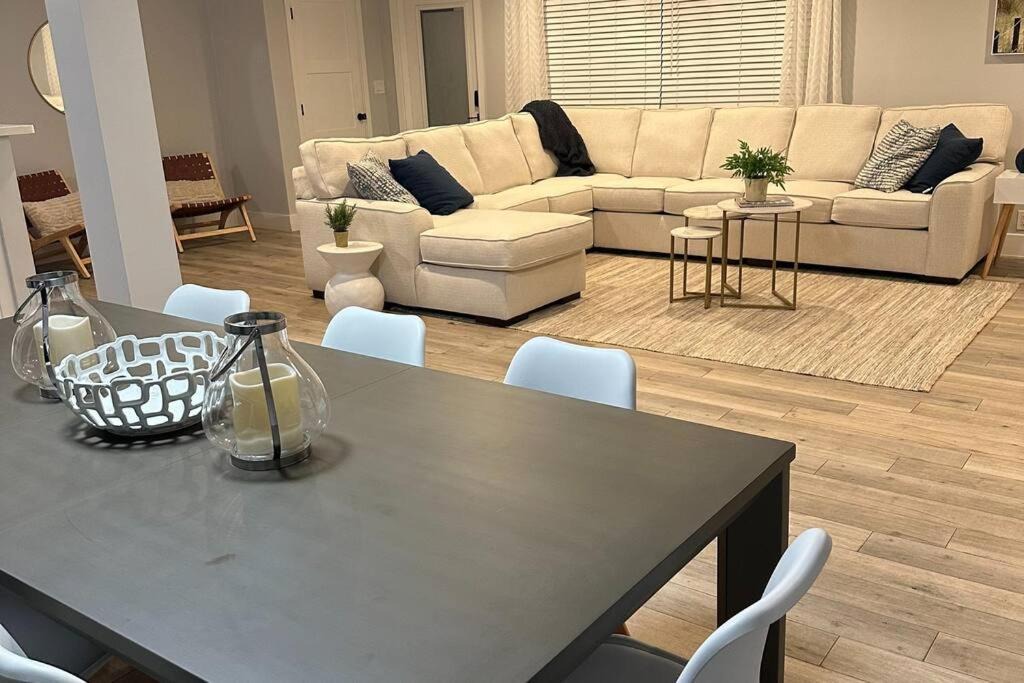 Photo of Livingroom in Lighthouse Point