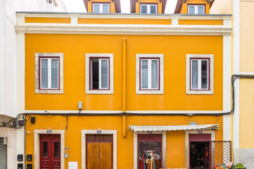 Photo of Buildings in Cacilhas