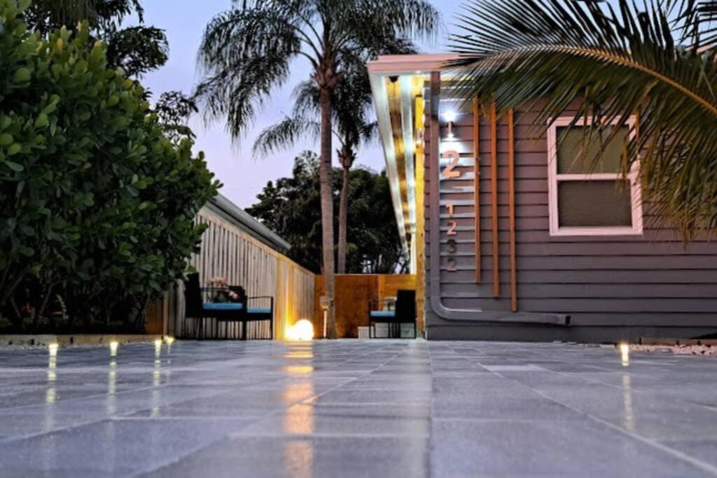 Photo of Buildings in Lake Ridge