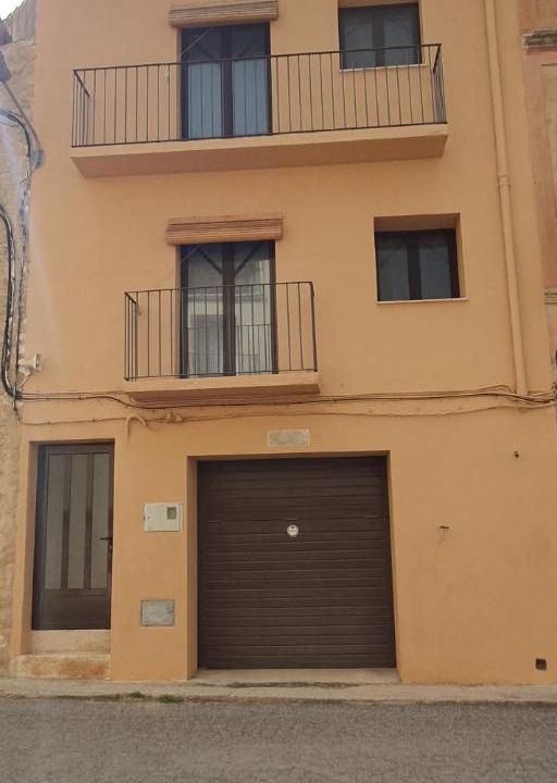 Photo of Buildings in Bot