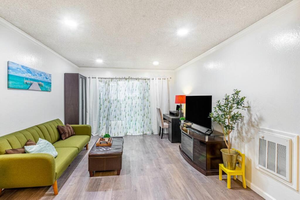 Photo of Livingroom in Grand Lake