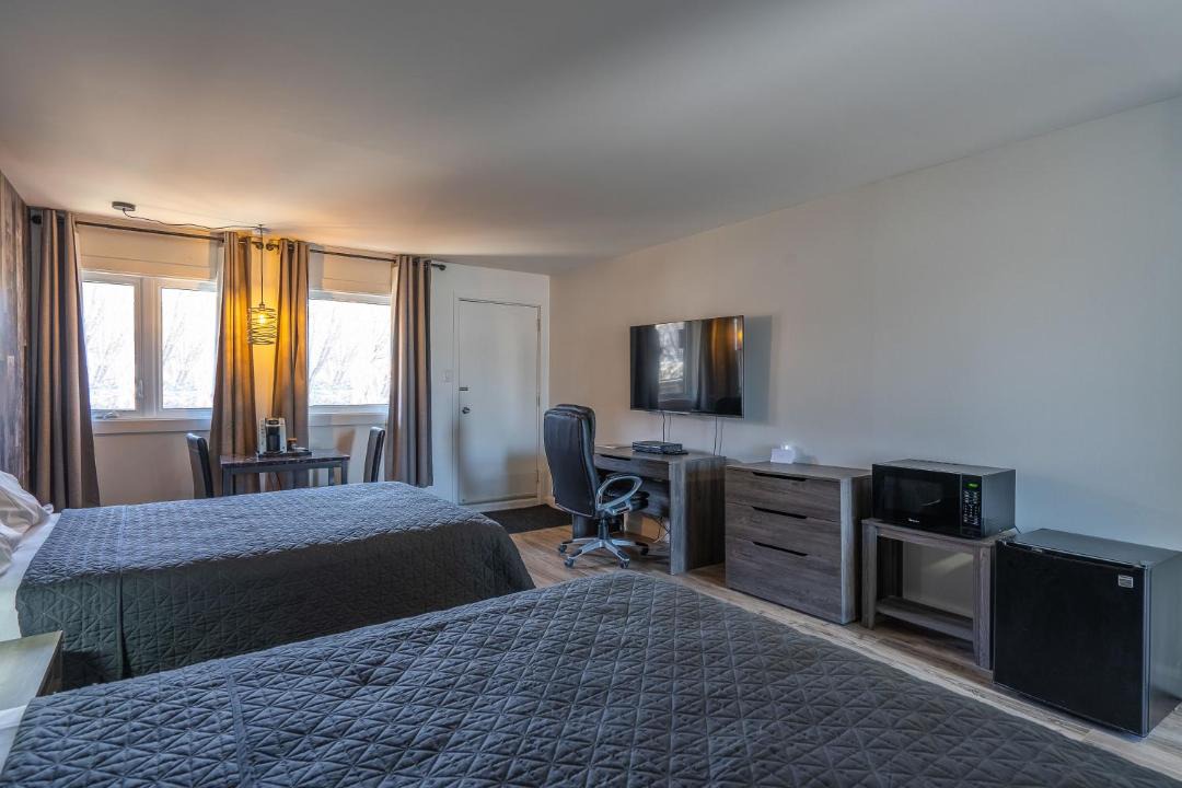 Photo of Bedroom in La Malbaie