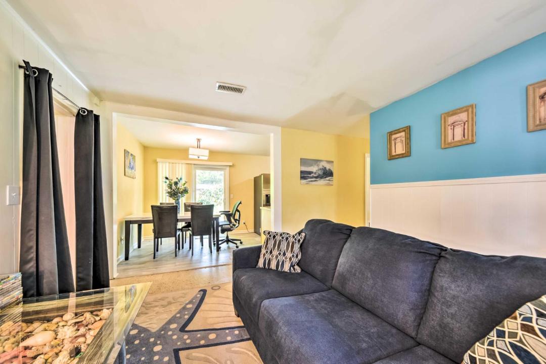 Photo of Livingroom in North Beach