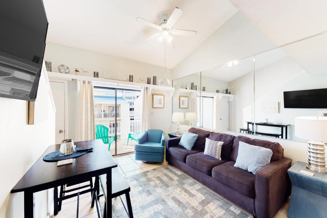 Photo of Livingroom in Orange Beach