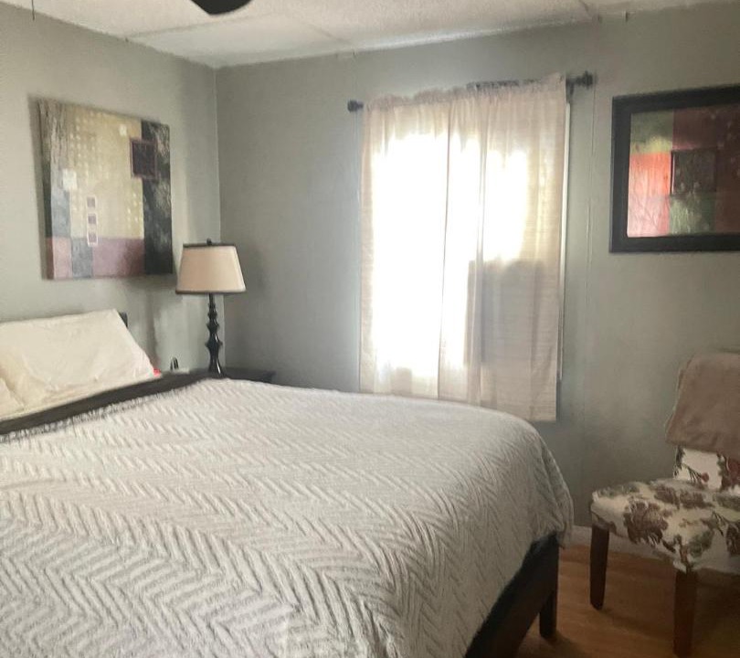 Photo of Bedroom in Harbor