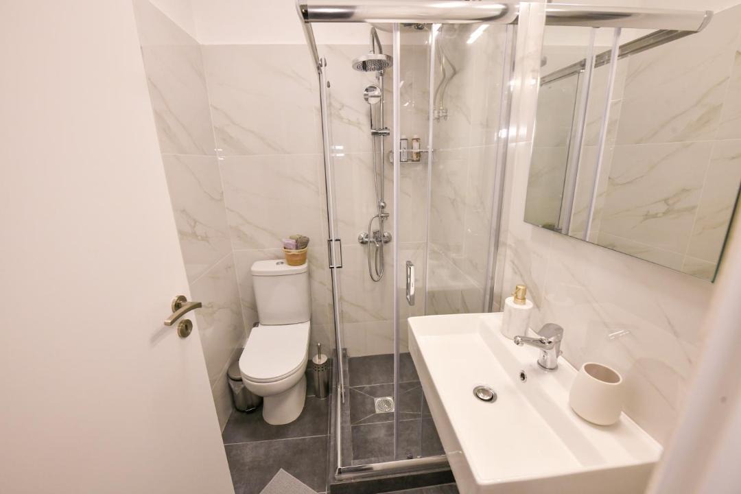 Photo of Bathroom in Larissa
