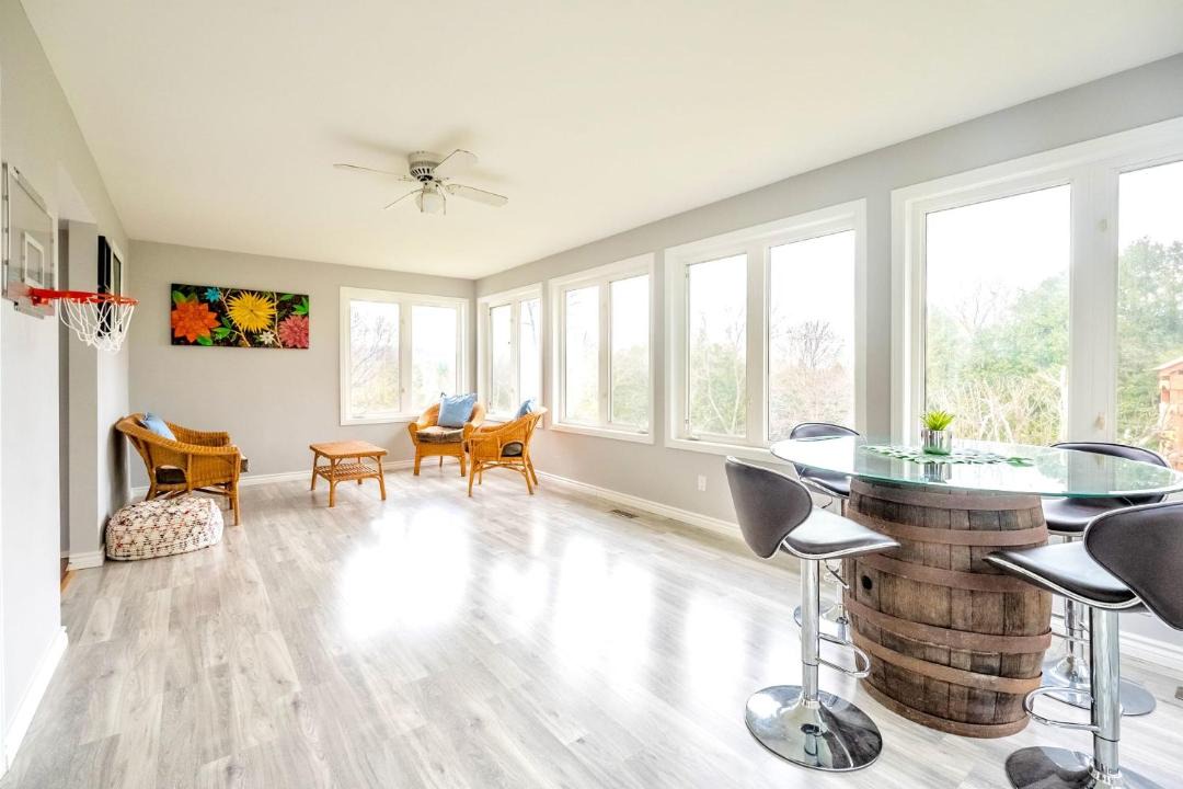 Photo of Livingroom in Hamilton