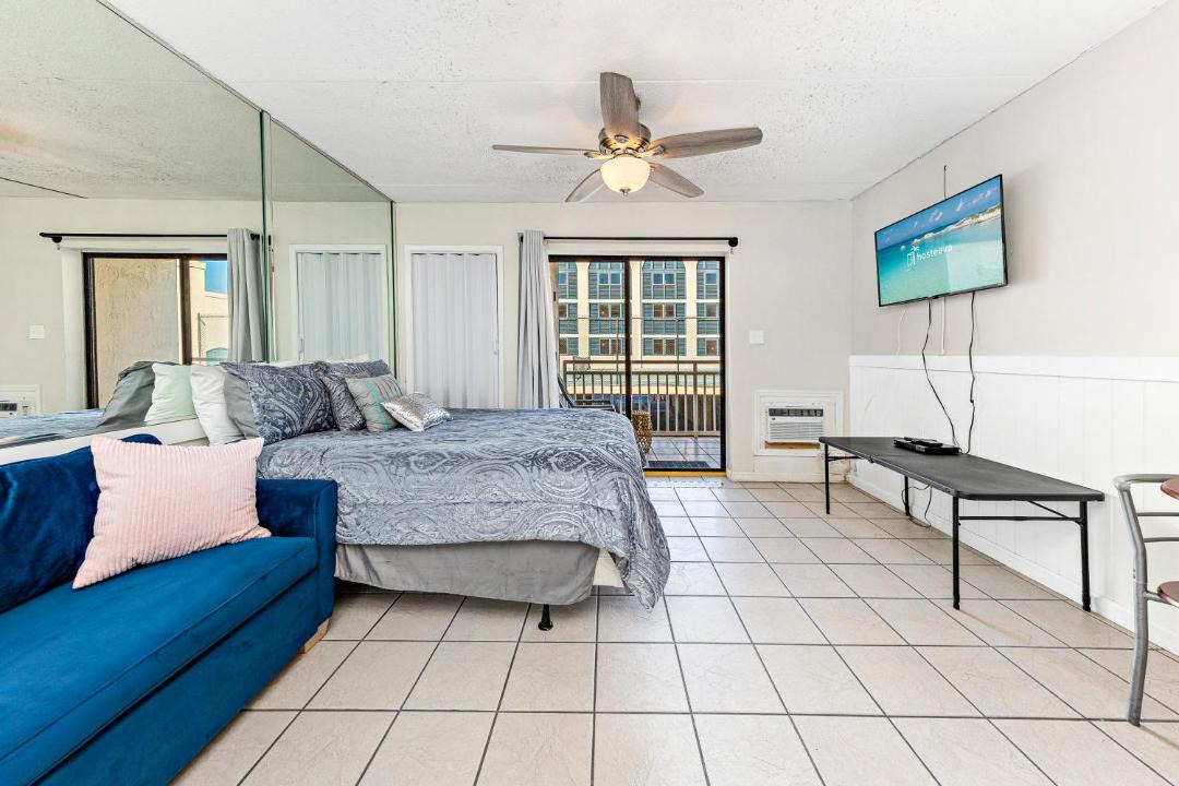 Photo of Livingroom in Orange Beach
