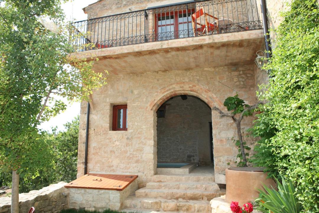 Photo of Others in Rocallaura
