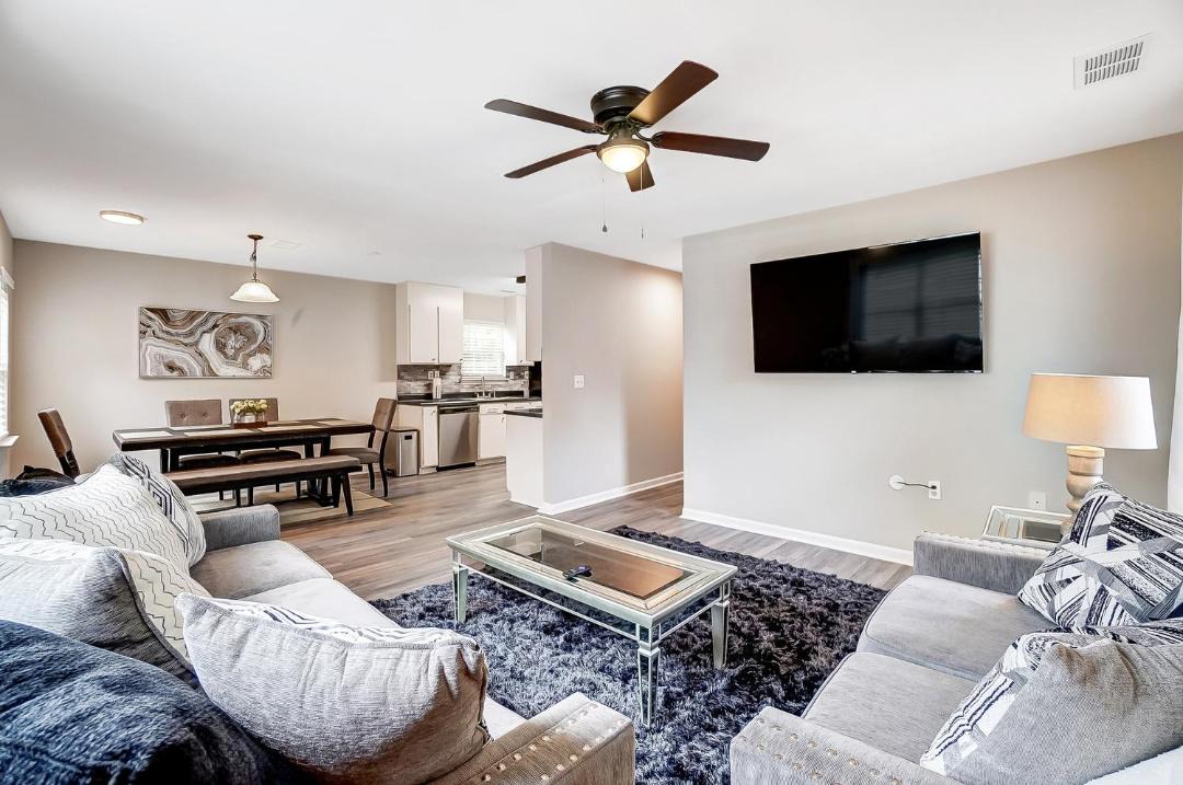 Photo of Livingroom in Paw Creek