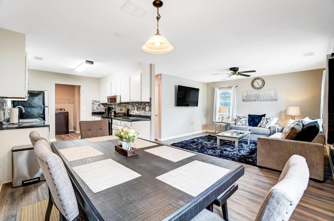 Photo of Livingroom in Paw Creek