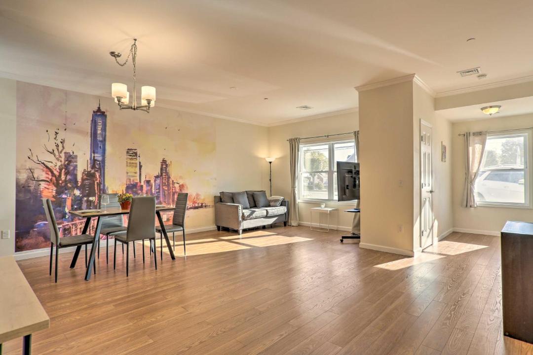Photo of Livingroom in North Arlington