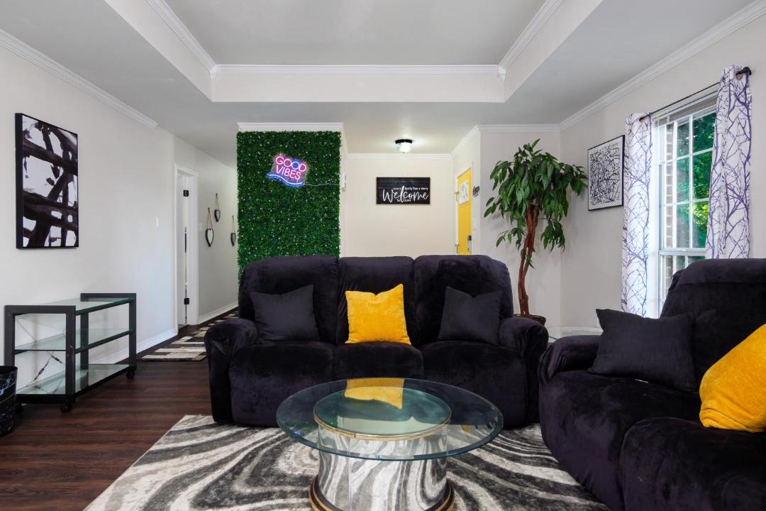Photo of Livingroom in Daphne