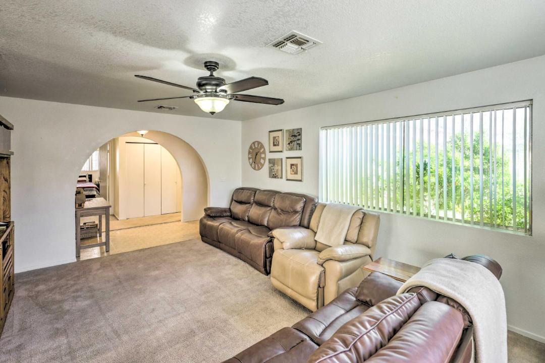 Photo of Livingroom in Sunridge Estates