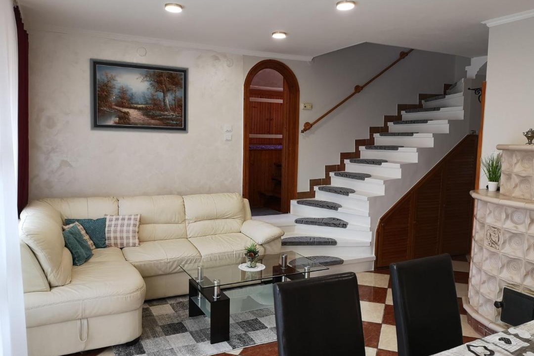 Photo of Livingroom in Sukoro