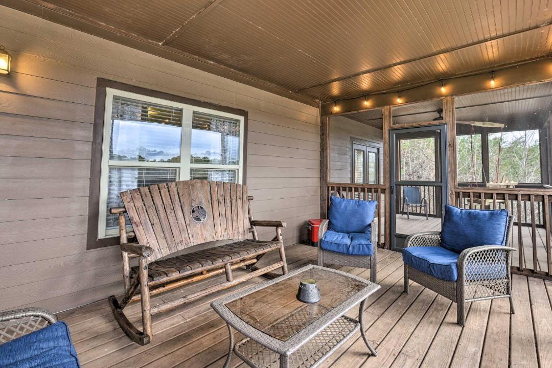 Photo of Livingroom in Clanton