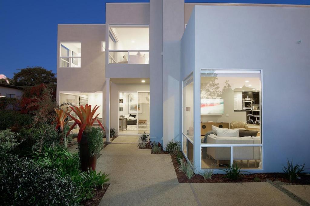 Photo of Buildings in Leucadia
