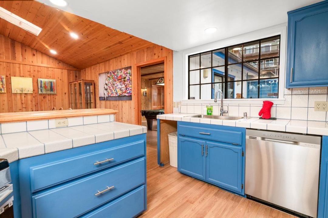 Photo of Kitchen in Fawnskin