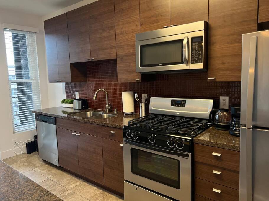 Photo of Kitchen in Marina del Rey