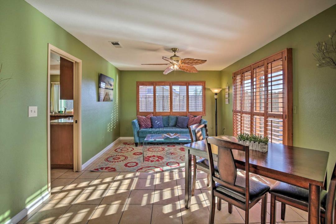 Photo of Livingroom in Lincoln Acres