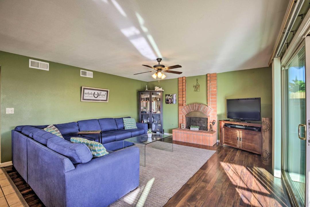Photo of Livingroom in Lincoln Acres