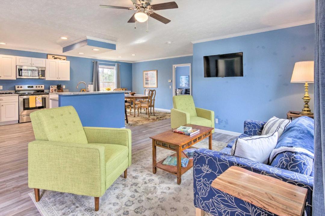 Photo of Livingroom in Tuxedo