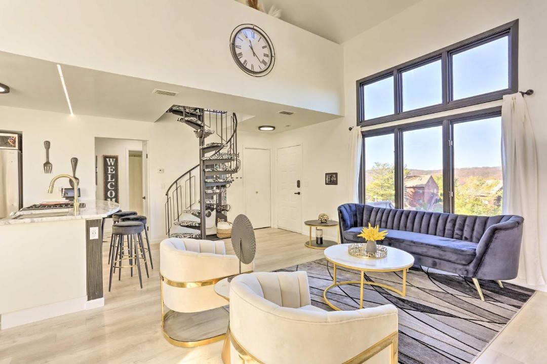 Photo of Livingroom in Vernon