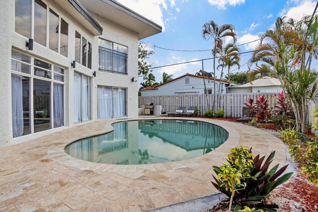 Photo of Outdoor in Wilton Manors