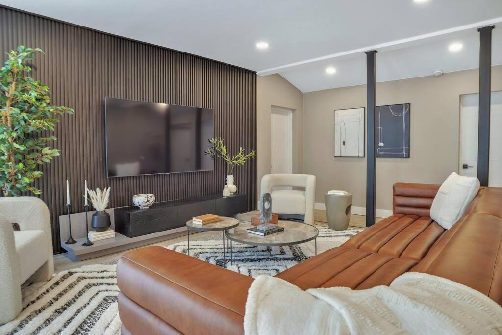 Photo of Livingroom in Wilton Manors