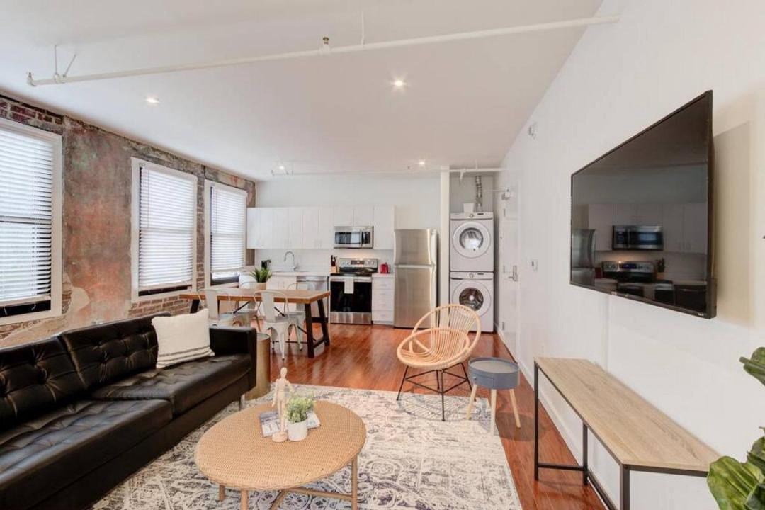 Photo of Livingroom in South Main Historic District